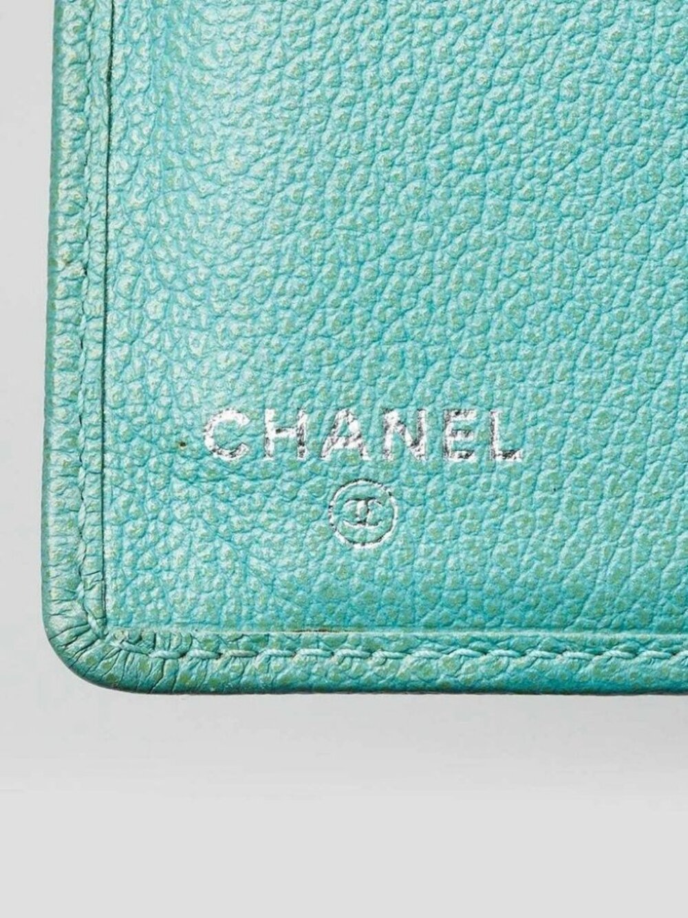 Chanel Green Leather Camellia Long Wallet - Picture 10 of 10